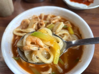 영천닭칼국수 이미지