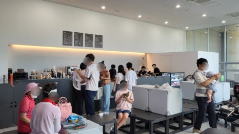 도피오커피현대미술관점 이미지