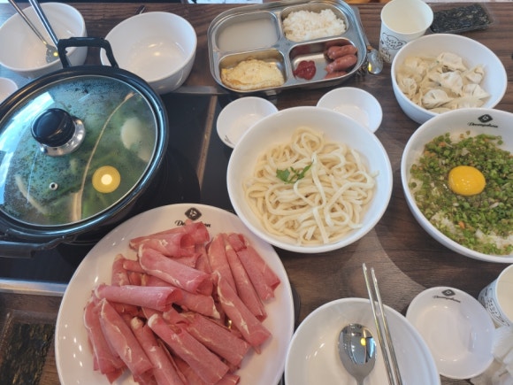 등촌샤브칼국수진주역점 이미지