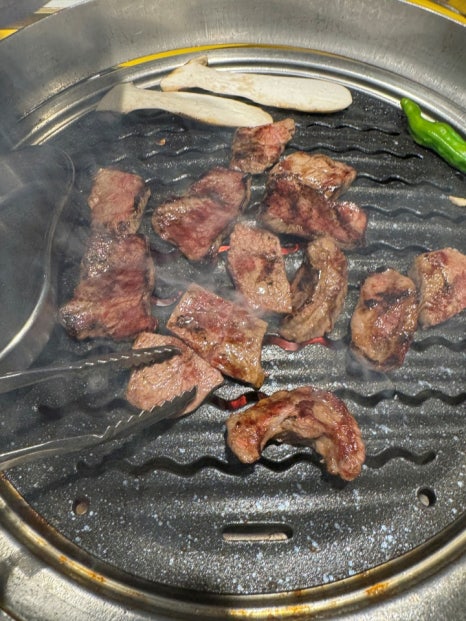 행복한고기한상 이미지