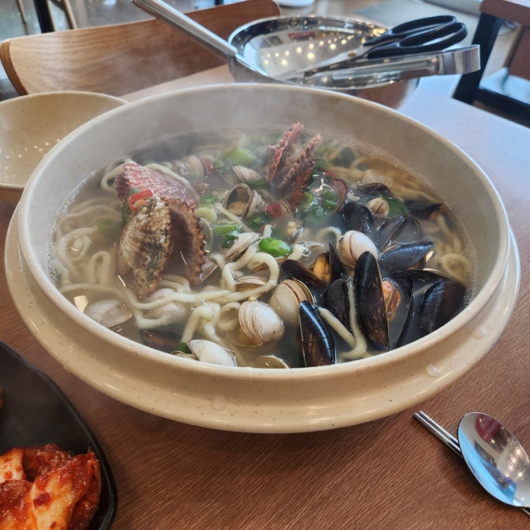 해운대31cm해물칼국수 일광신도시점 이미지