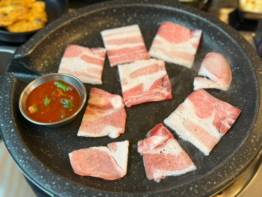 올라와 대패삼겹 이미지