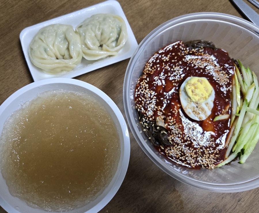 충성 칡냉면 이미지