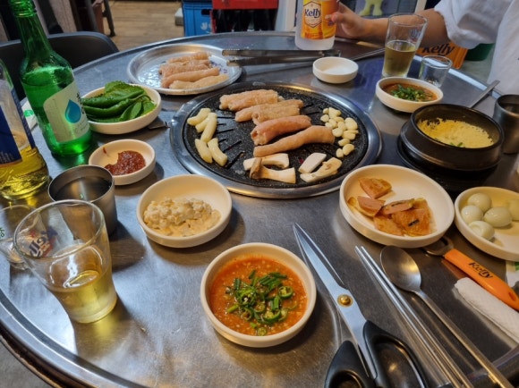 꽃돼지포차 이미지