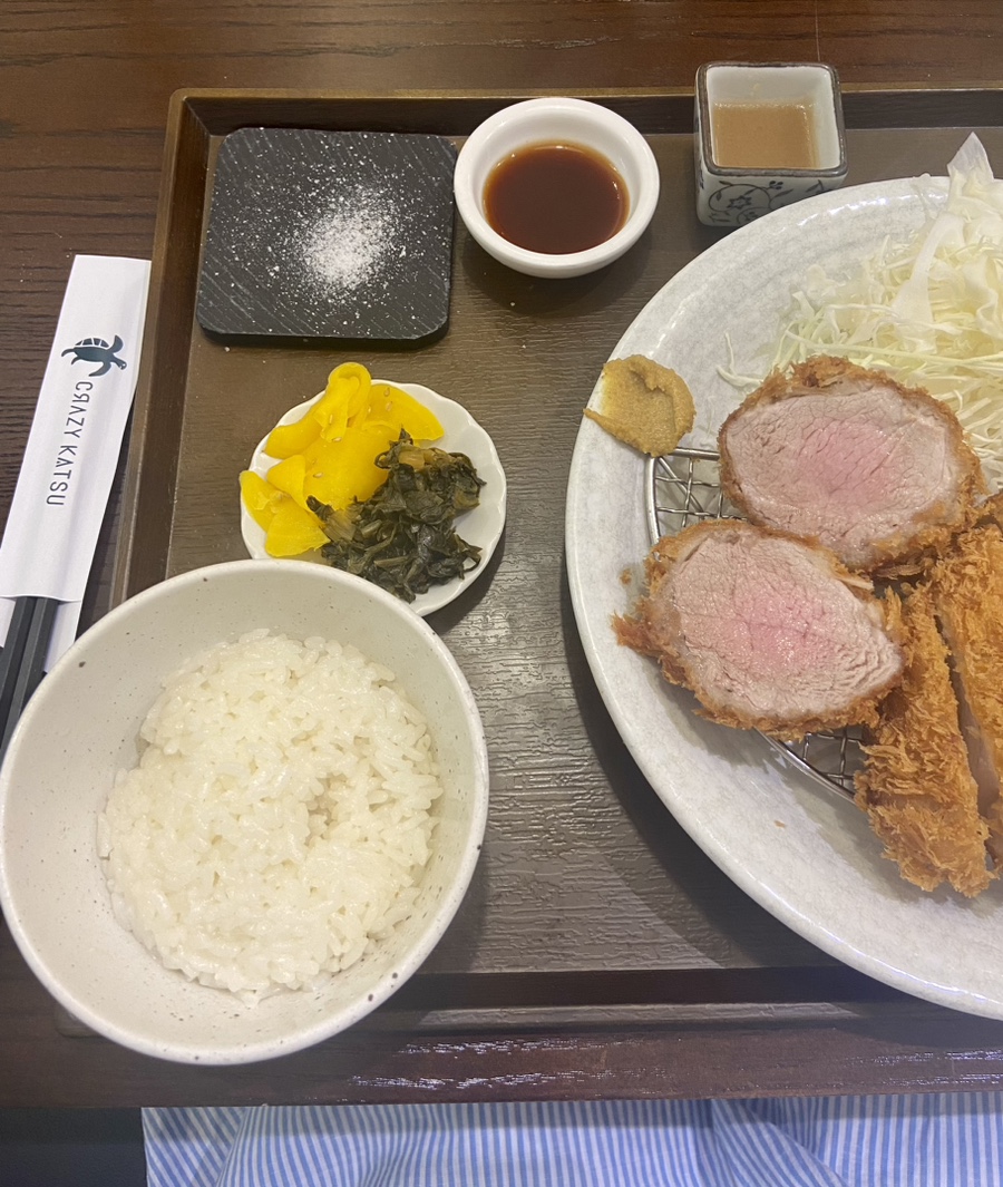 크레이지카츠현대백화점 이미지