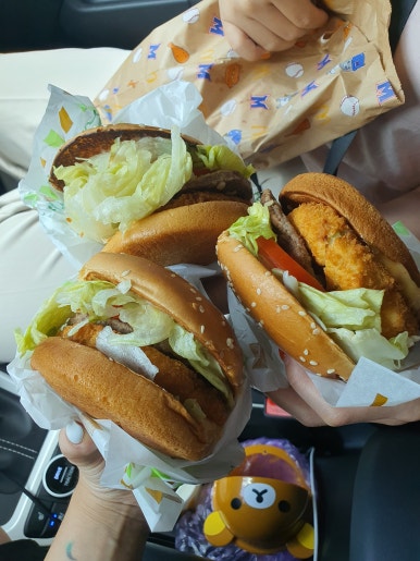 헬로버거 이미지