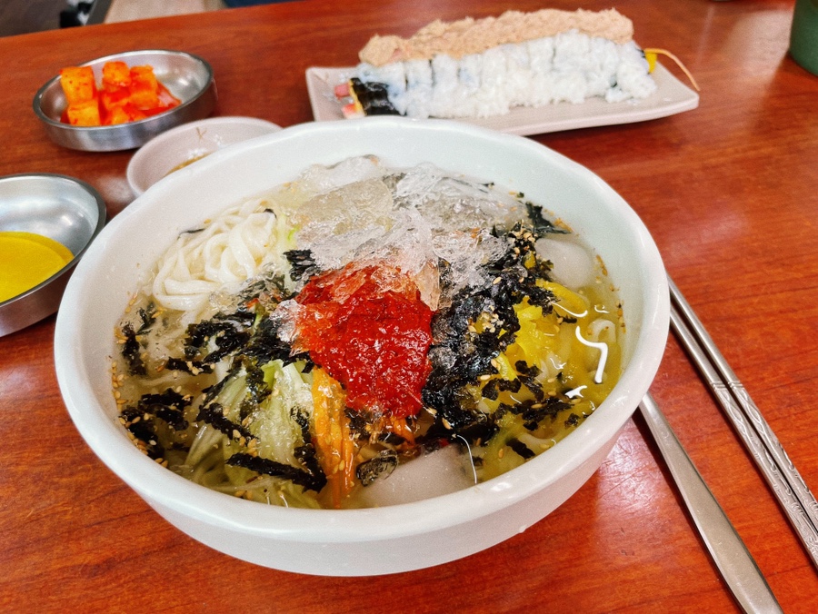 돼랑이투칼국수 이미지