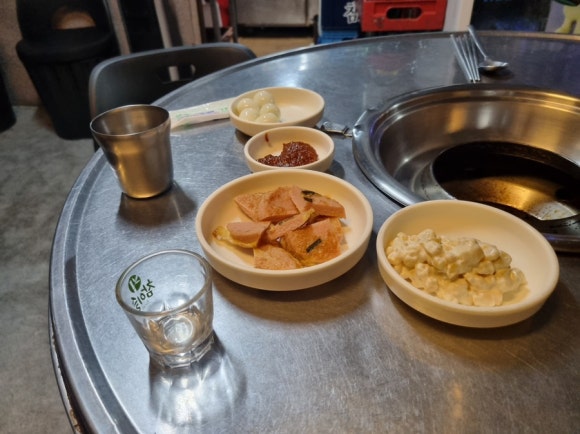 꽃돼지포차 이미지