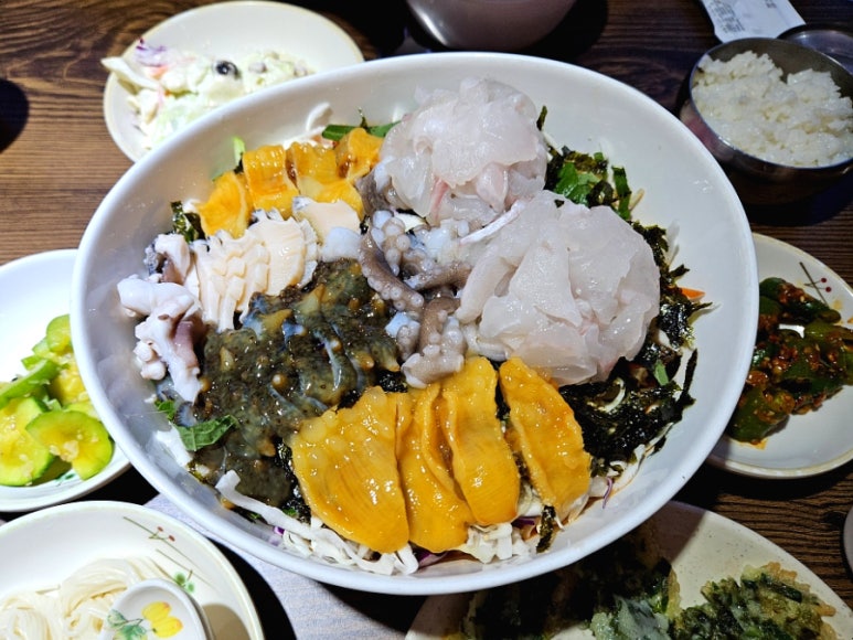 울릉도 물회 횟집 이미지