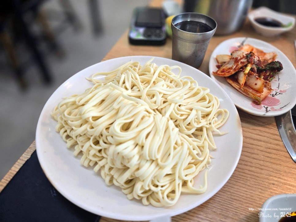 신홍두깨해물칼국수 이미지