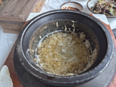간월도황칠염소탕 이미지
