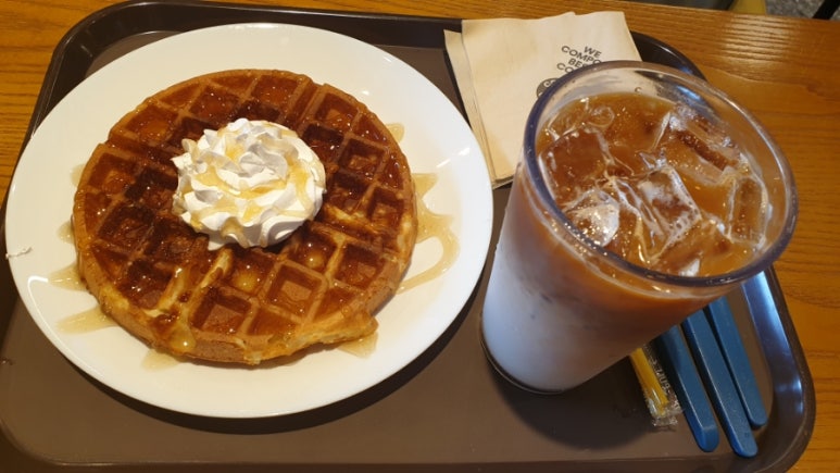컴포즈커피경복궁점 이미지