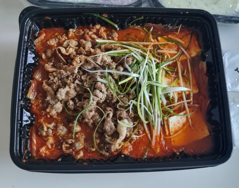 찢었다 김치찜 이미지