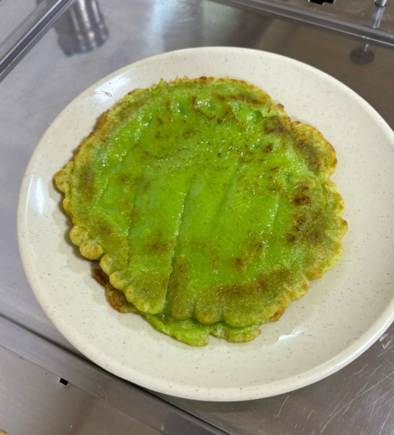 천앤정오리숯불회전구이 이미지