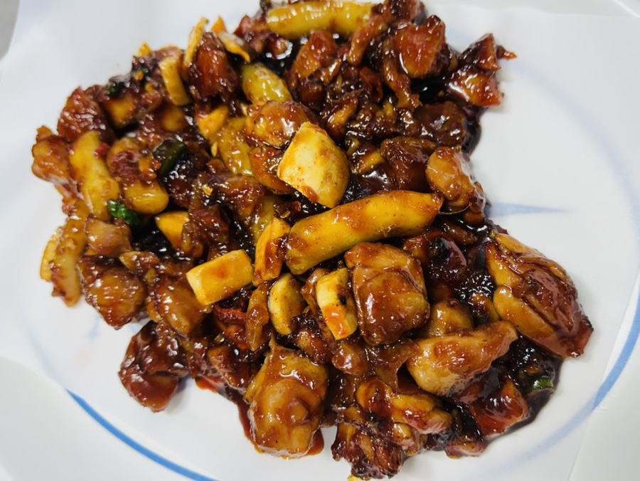 일미숯불치킨 이미지
