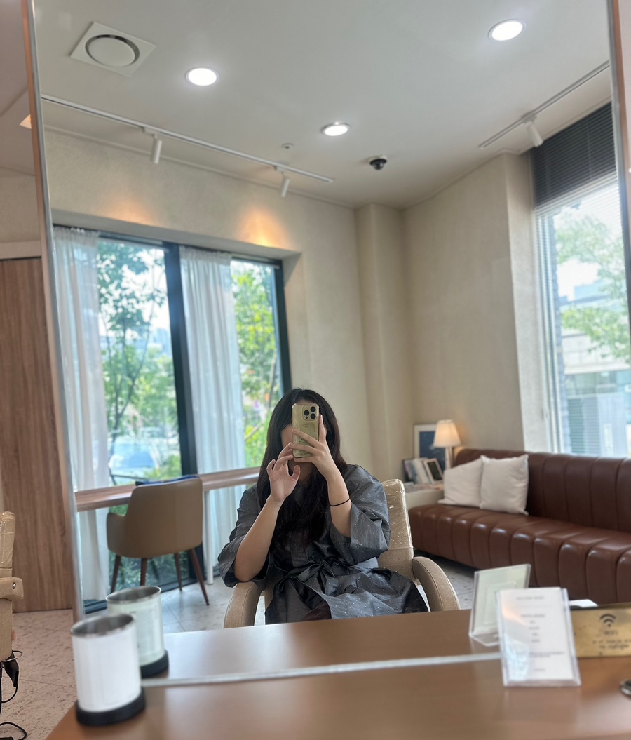 미장원;정윤 이미지
