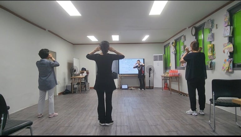 행복한실버 이미지