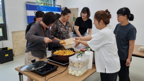 토크&향기마을 이미지