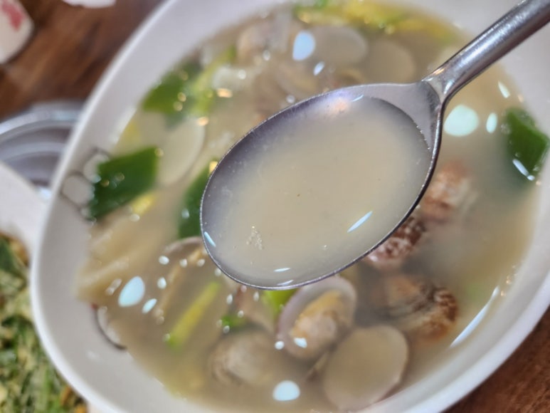 세미바지락칼국수 이미지