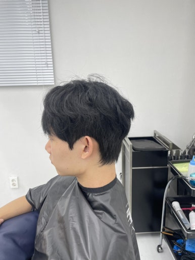 아뜰랑 맨즈헤어 신사역점 이미지