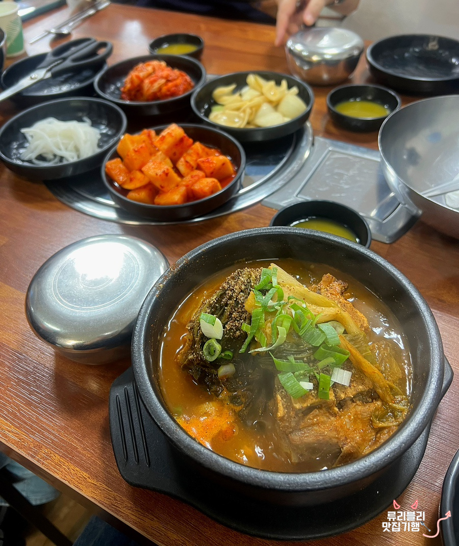 순우리뼈감자탕 이미지