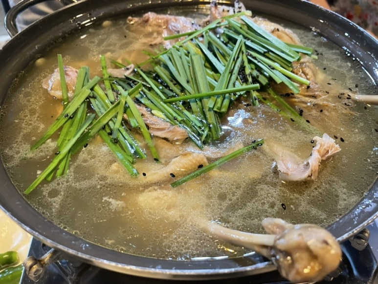 금동백숙 이미지