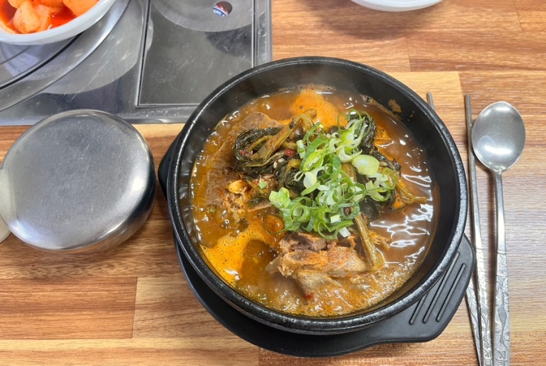 현대뼈다귀해장국 이미지