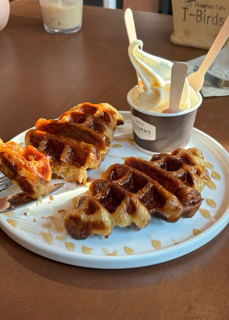 카페티버즈 이미지