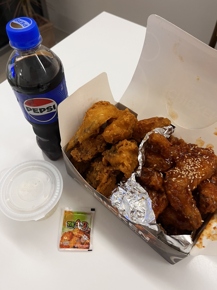 EQ치킨 이미지
