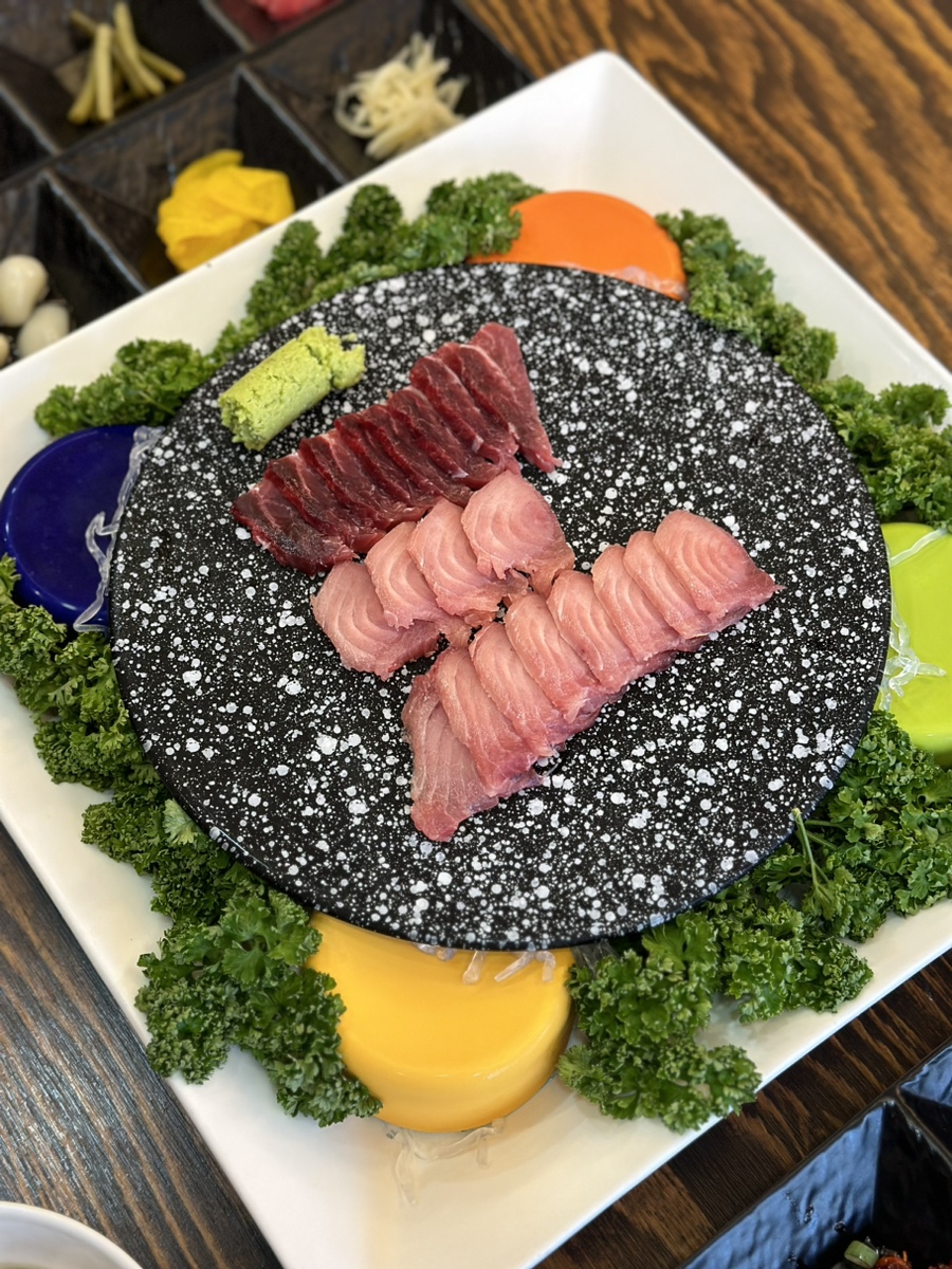 머리좋은참치 이미지