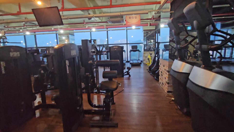 아이언헬스클럽 이미지