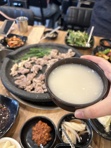 허니홀식당 이미지