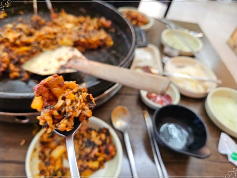 홍천닭갈비막국수 이미지