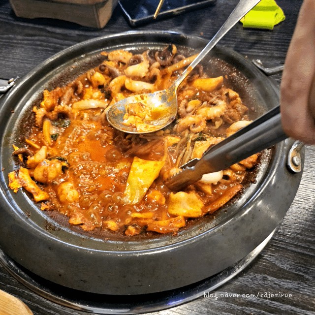 율생해물샤브칼국수 이미지