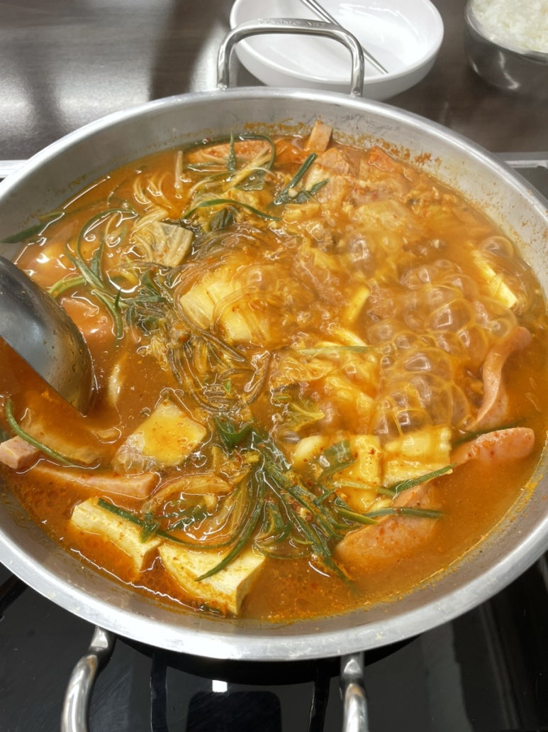 온정부대찌개 이미지