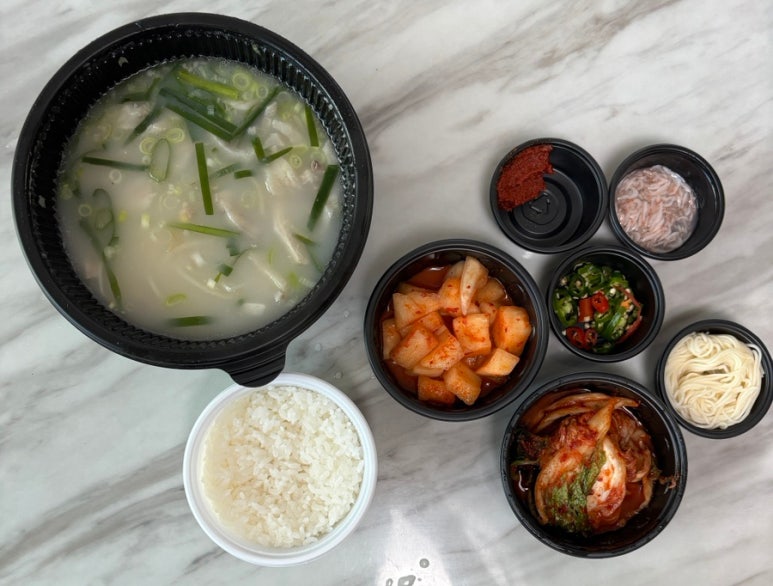 돈국밥 본점 이미지