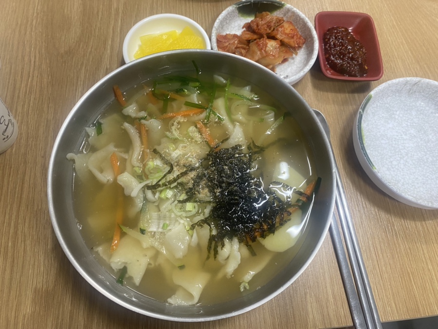 어머나!손칼국수 이미지