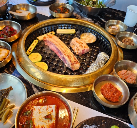 금고금돼지고깃집 이미지