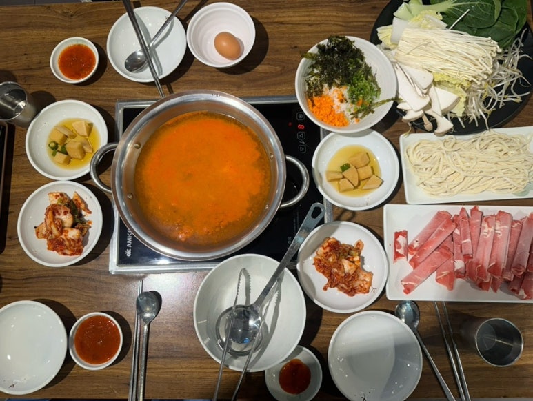 두둑한샤브칼국수 이미지