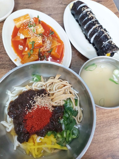 우짜든지투어 이미지