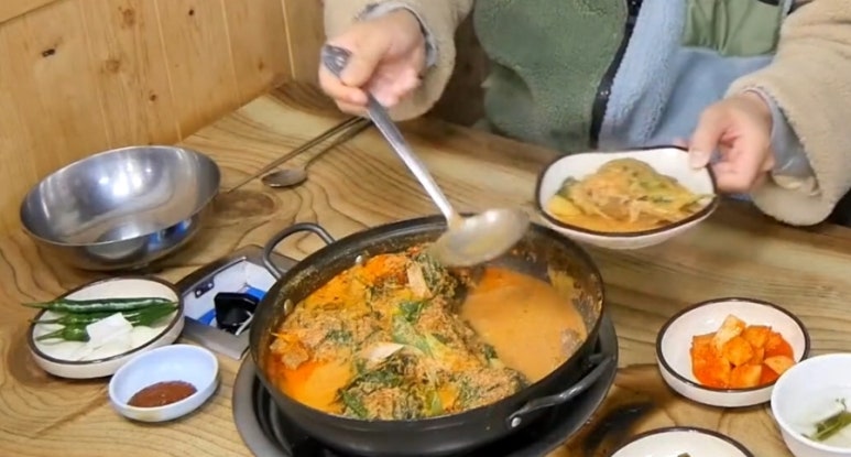 고향감자탕 이미지