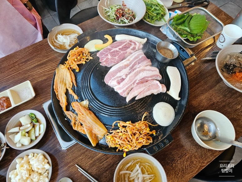 솥뚜껑삼겹살공원 이미지