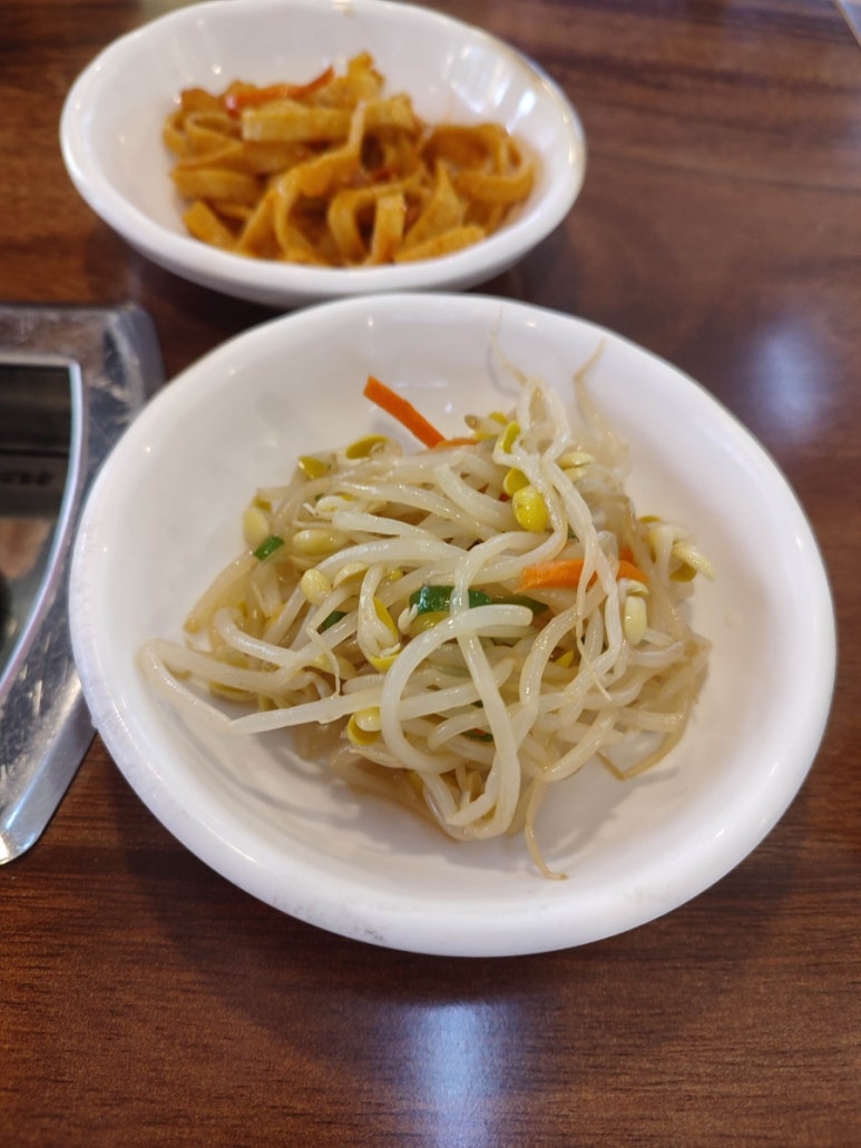동숙이생고기콩김치찌개 이미지