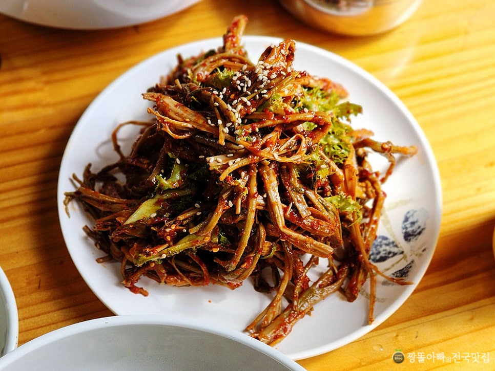 울릉도 맛집 탐방 6. 나리분지 늘푸른산장식당(산채비빔밥과 삼나물무침) : 네이버 블로그