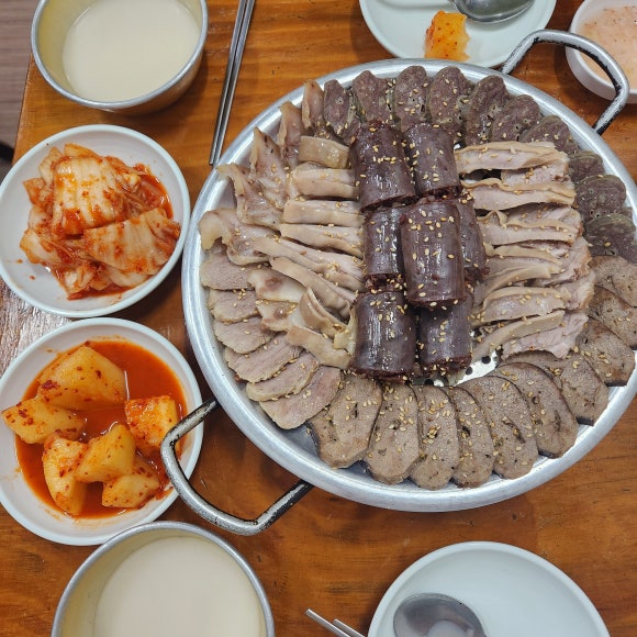 아바이삼계탕.돼지국밥 이미지