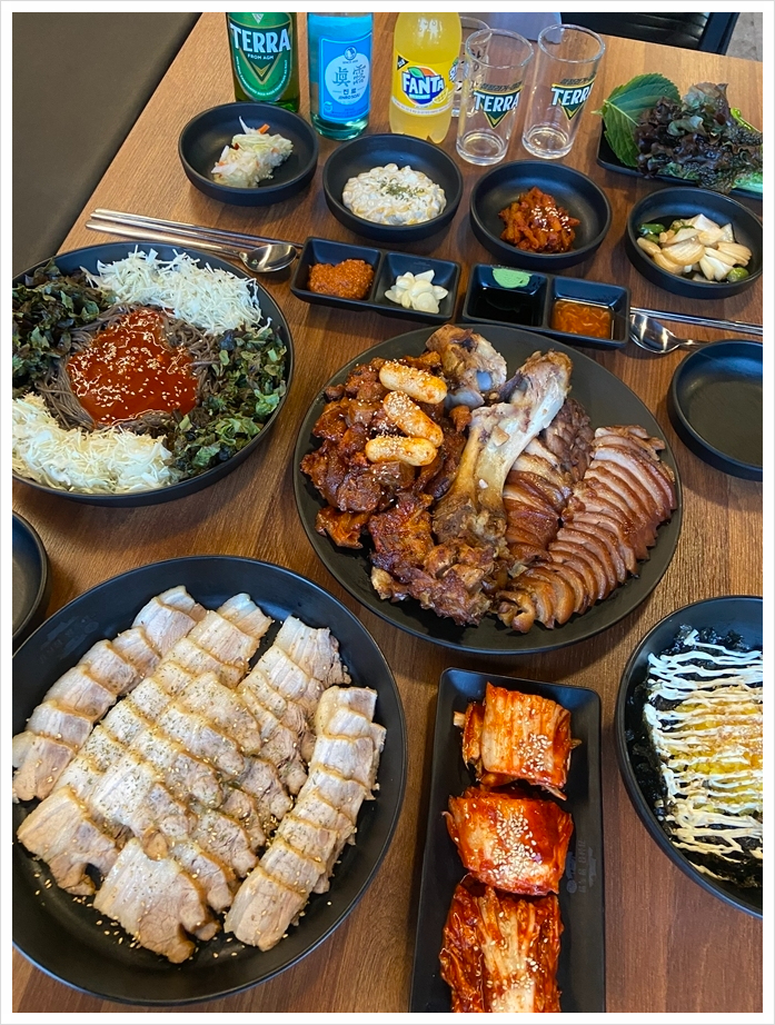 당일왕족발 이미지