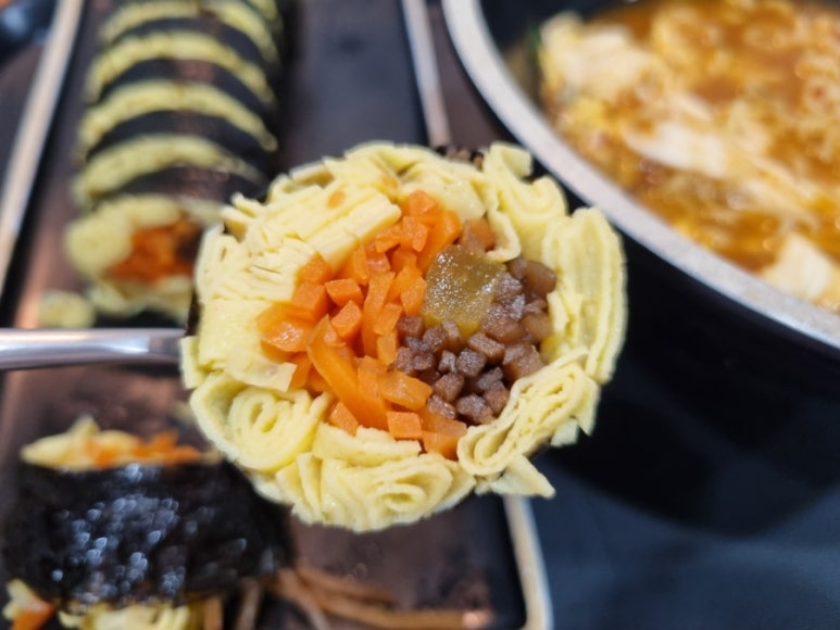 니나김밥 이미지