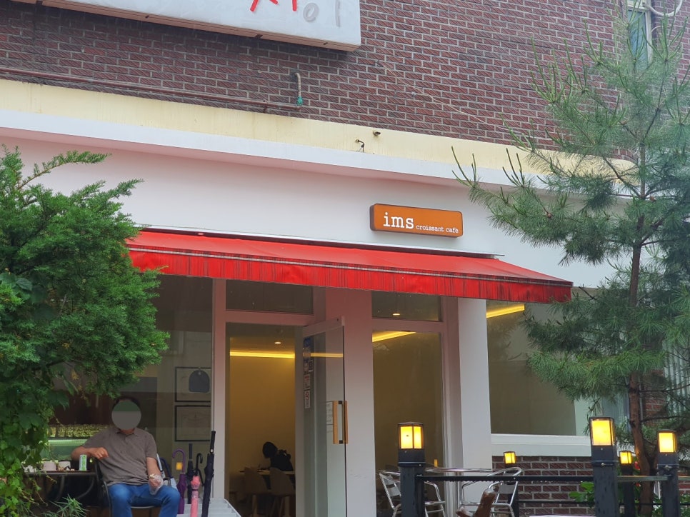 임스크로와상카페 이미지