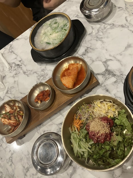 육회퐁당 이미지