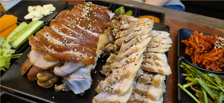 귀한족발 이미지